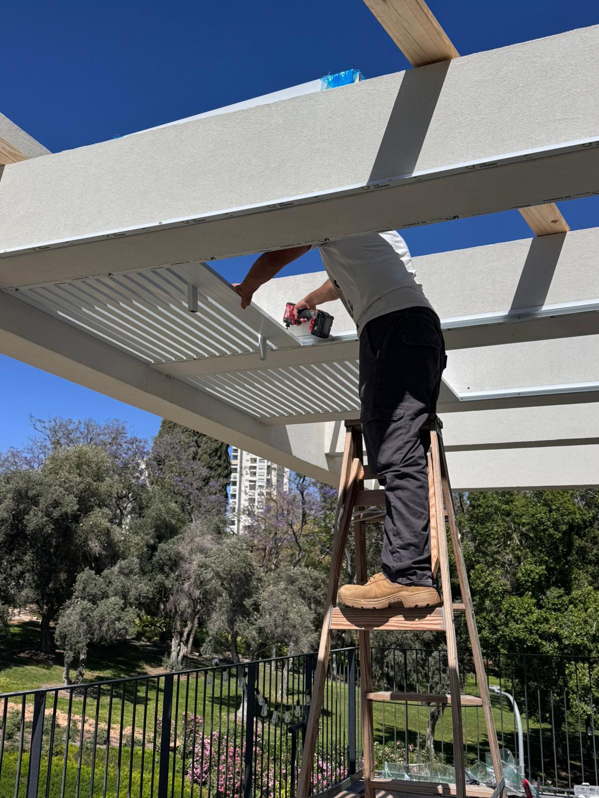 צוות גזוזטרה 8